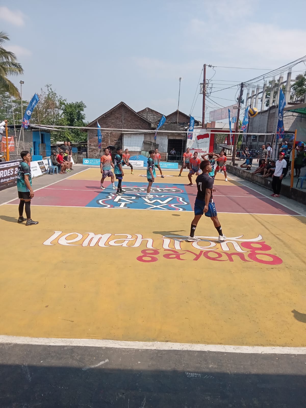 Bukan Sekadar Adu Smash, Turnamen Voli Pordes Jadi Panggung Persaudaraan Warga