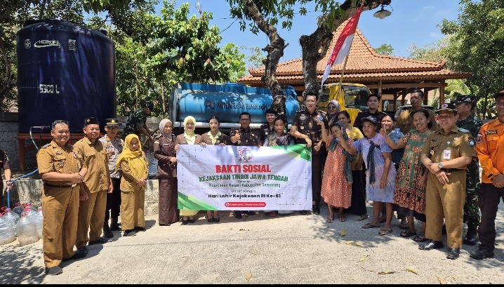 Bukan Sekadar Penegak Hukum, Kajari Kabupaten Semarang Tunjukkan Kepedulian Lewat Bakti Sosial
